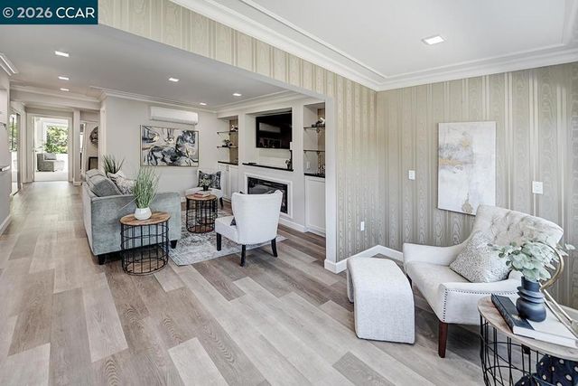 3410 Tice Creek 4, Walnut Creek, CA 94595