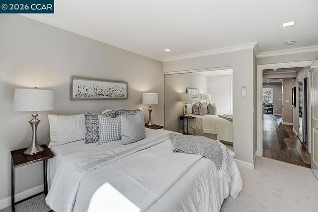 3410 Tice Creek 4, Walnut Creek, CA 94595