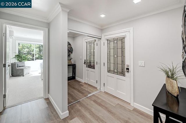 3410 Tice Creek 4, Walnut Creek, CA 94595