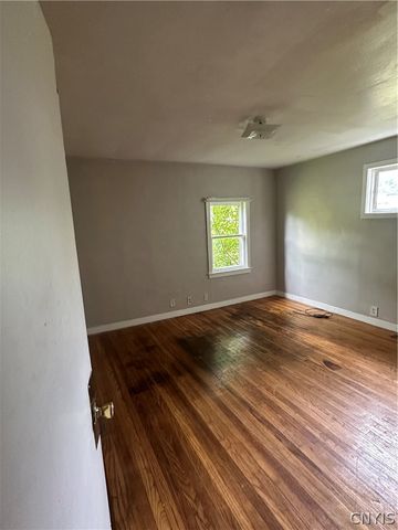 114 Hovey Street, Syracuse, NY 13207