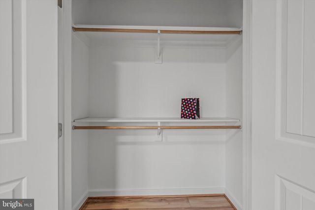 523 OAK HILL RD, Berkeley Springs, WV 25411