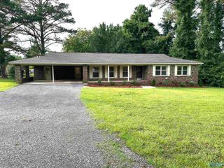 78 Vickie Lane, Albertville, AL 35950
