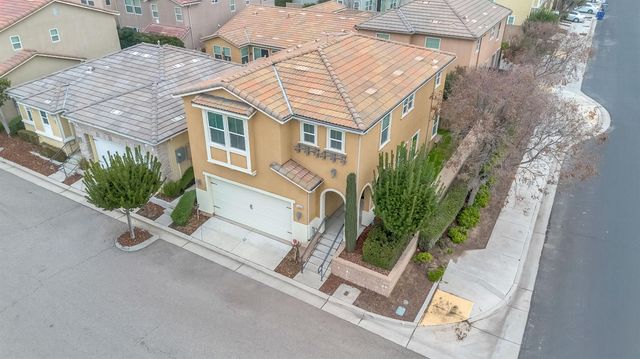 1503 N Reunion Way, Clovis, CA 93619