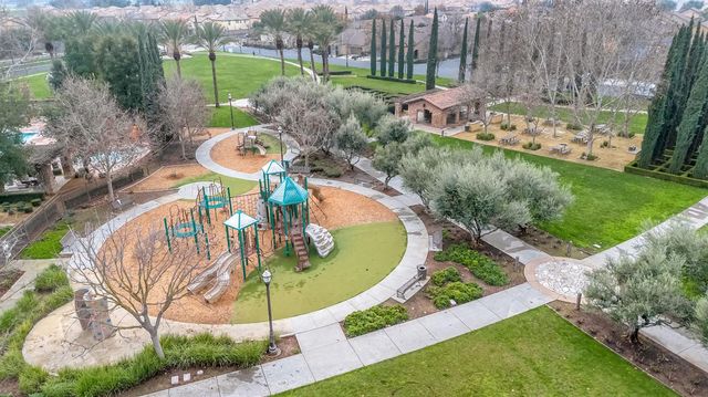 1503 N Reunion Way, Clovis, CA 93619