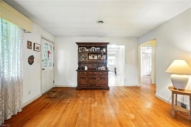 1907 Edgewood AVE, Norfolk, VA 23503