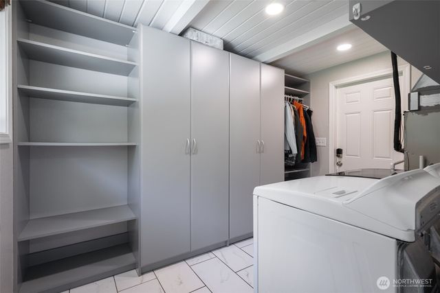 12328 Issaquah Hobart Road, Issaquah, WA 98027