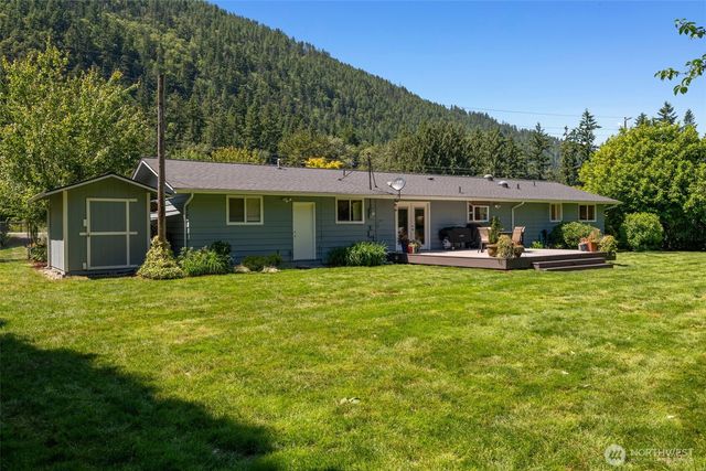 12328 Issaquah Hobart Road, Issaquah, WA 98027