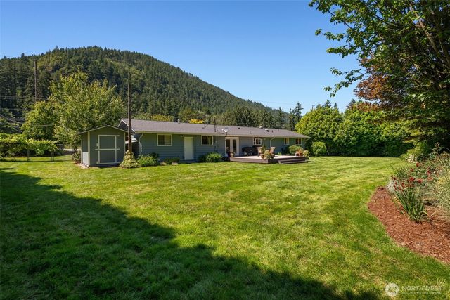 12328 Issaquah Hobart Road, Issaquah, WA 98027