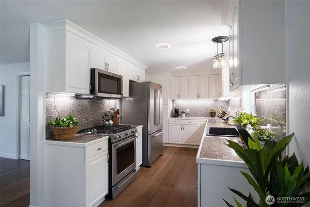 12328 Issaquah Hobart Road, Issaquah, WA 98027