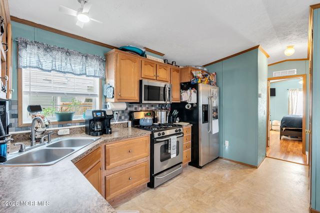 12 Locust Grove, Hazlet, NJ 07730