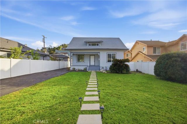 1318 E Garfield, Glendale, CA 91205