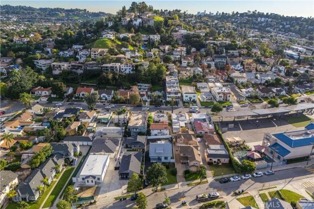 1318 E Garfield, Glendale, CA 91205