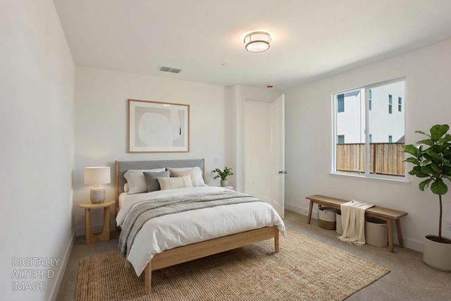 3265 Rugnao Way, Manteca, CA 95337