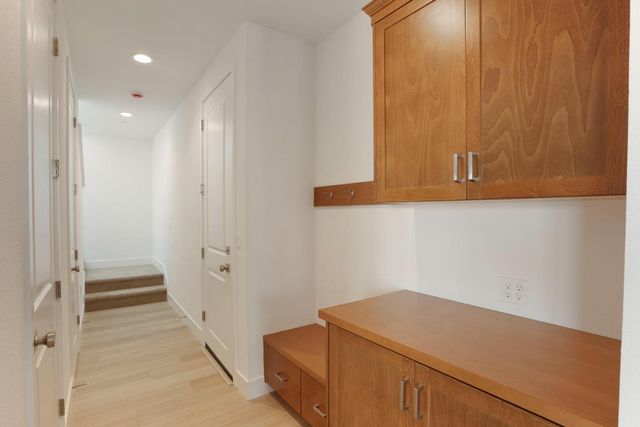 3265 Rugnao Way, Manteca, CA 95337