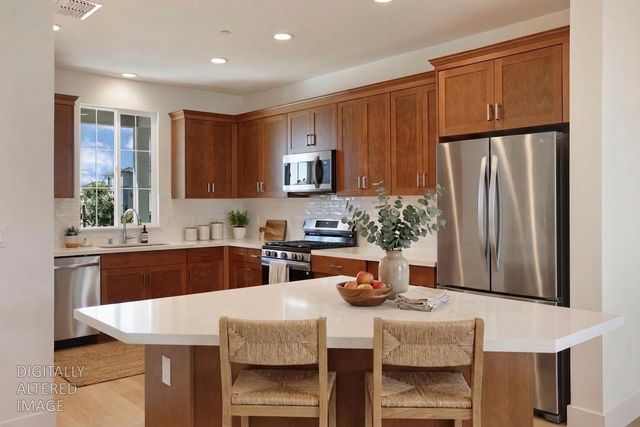 3265 Rugnao Way, Manteca, CA 95337