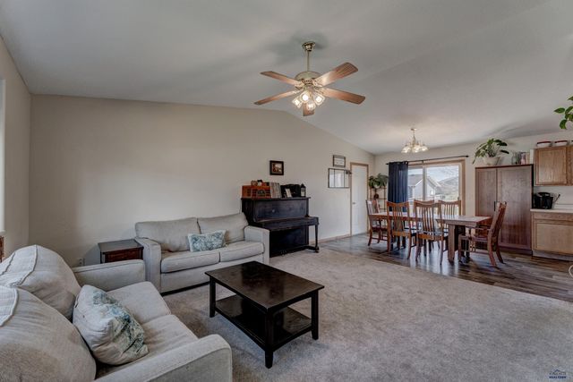 119 SOLDIER FIELD CT, Rapid City, SD 57701