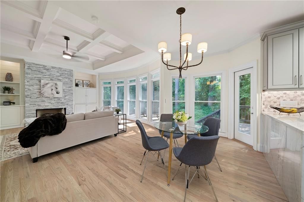 Image 21 of property listing at 2599 Brookline Circle, Brookhaven, GA 30319