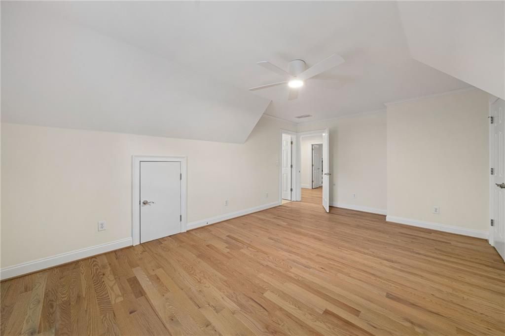Image 39 of property listing at 2599 Brookline Circle, Brookhaven, GA 30319