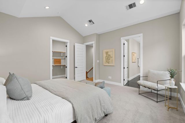 1195 W 19th Street, Houston, TX 77008