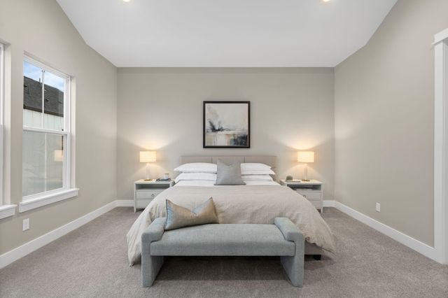1195 W 19th Street, Houston, TX 77008