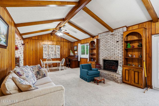 6841 LA CADENA Drive, El Paso, TX 79912