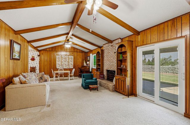 6841 LA CADENA Drive, El Paso, TX 79912