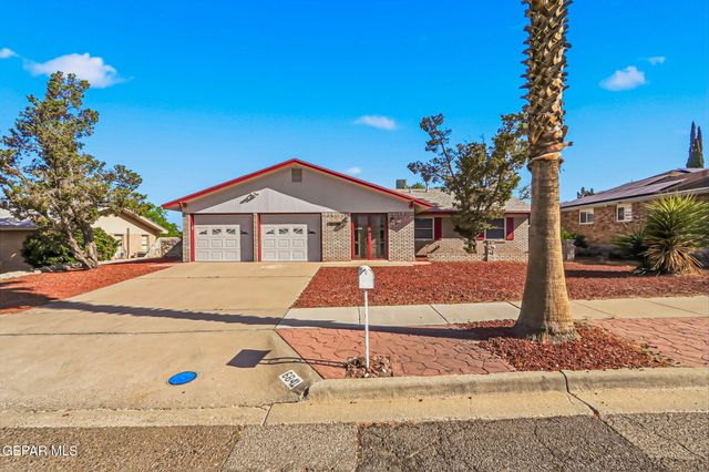 6841 LA CADENA Drive, El Paso, TX 79912