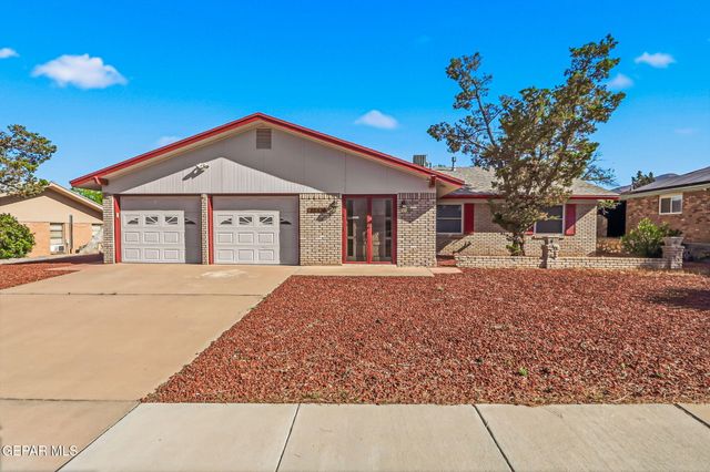 6841 LA CADENA Drive, El Paso, TX 79912