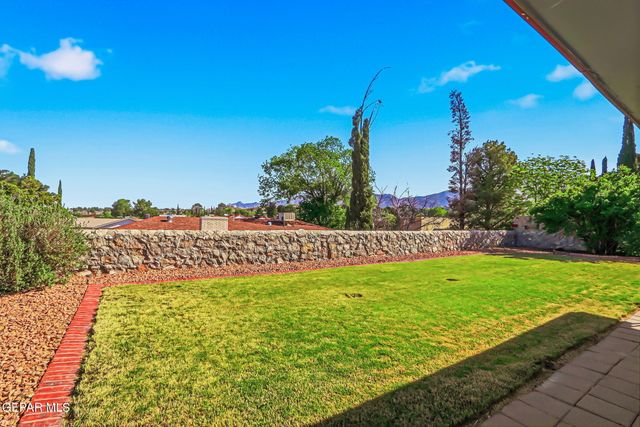 6841 LA CADENA Drive, El Paso, TX 79912