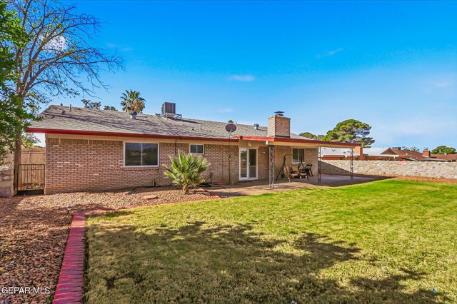 6841 LA CADENA Drive, El Paso, TX 79912