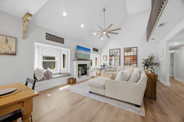 7 Hampton Circle, Niceville, FL 32578
