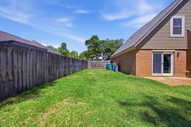 7 Hampton Circle, Niceville, FL 32578