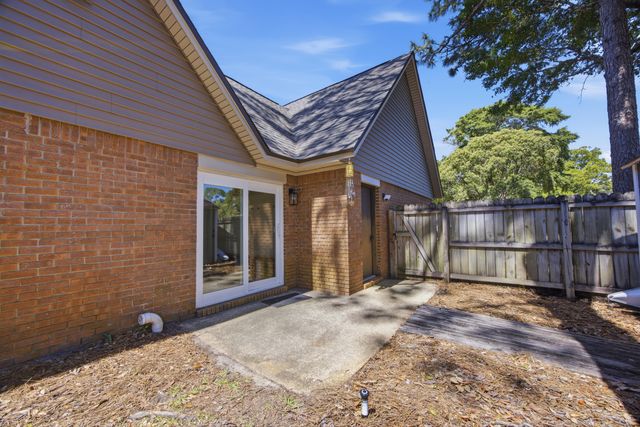 7 Hampton Circle, Niceville, FL 32578
