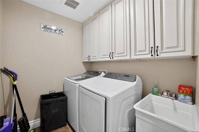 10525 Sage, Oak Hills, CA 92344