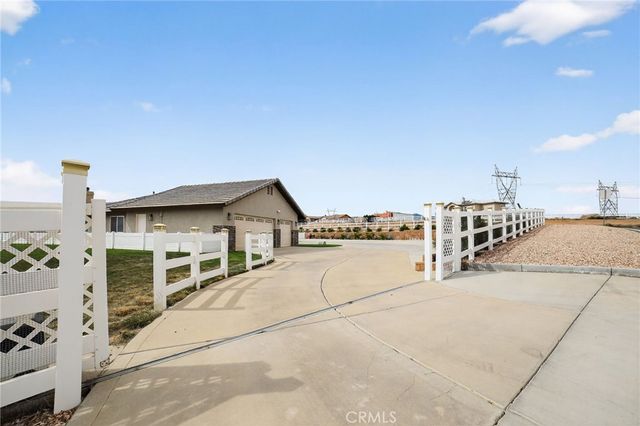 10525 Sage, Oak Hills, CA 92344