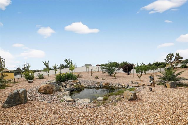 10525 Sage, Oak Hills, CA 92344