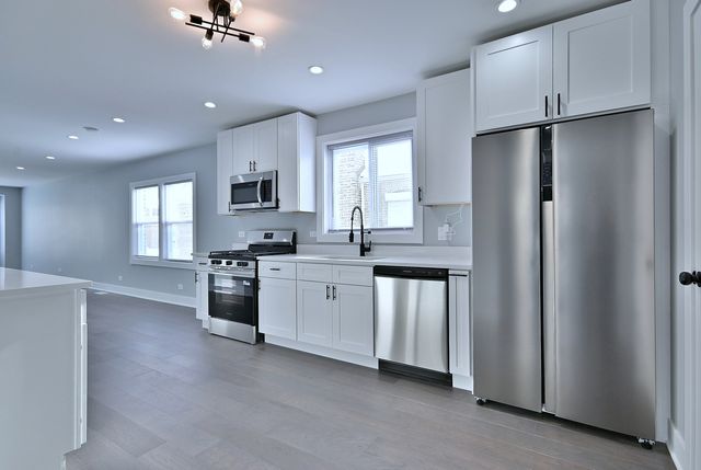 11204 S Emerald Avenue, Chicago, IL 60628