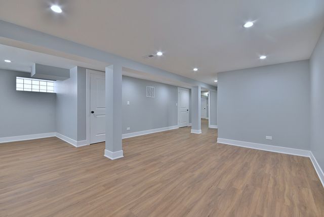 11204 S Emerald Avenue, Chicago, IL 60628