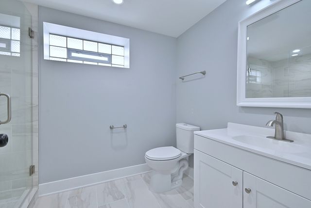 11204 S Emerald Avenue, Chicago, IL 60628