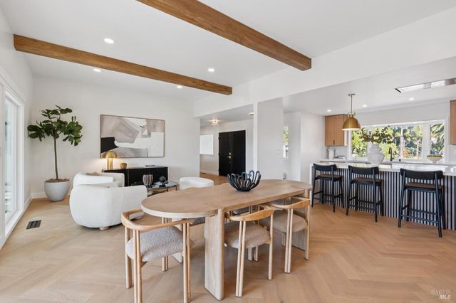 44 Summit Ave, San Rafael, CA 94901