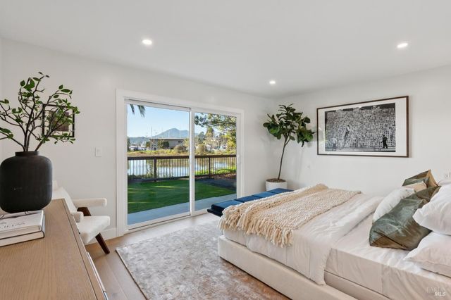 44 Summit Ave, San Rafael, CA 94901