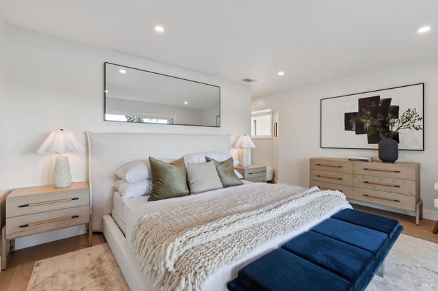 44 Summit Ave, San Rafael, CA 94901