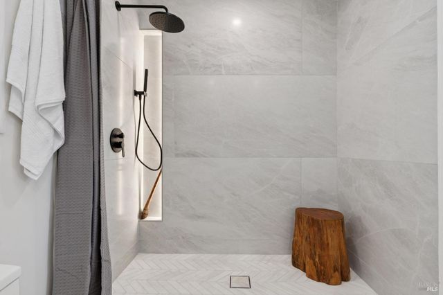 44 Summit Ave, San Rafael, CA 94901