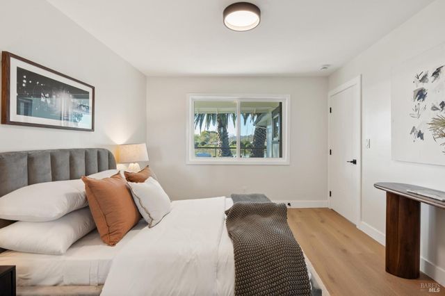 44 Summit Ave, San Rafael, CA 94901