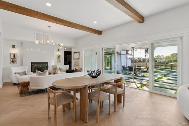 44 Summit Ave, San Rafael, CA 94901