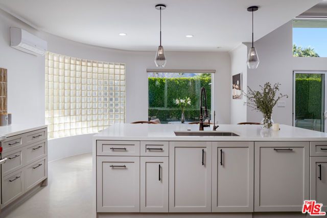 2280 Paseo Roseta, Palm Springs, CA 92262