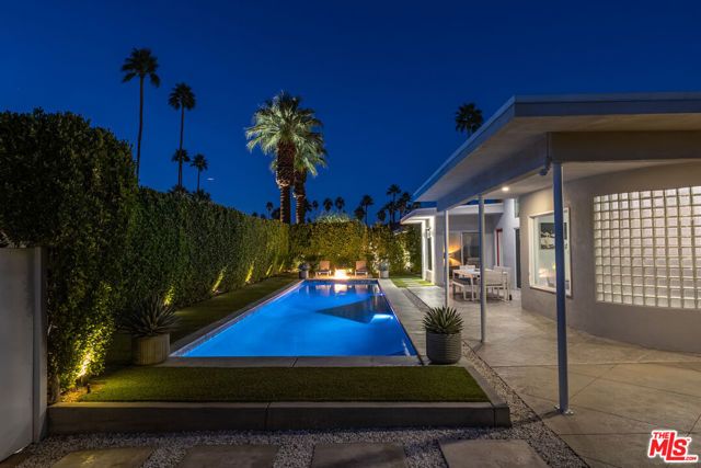 2280 Paseo Roseta, Palm Springs, CA 92262