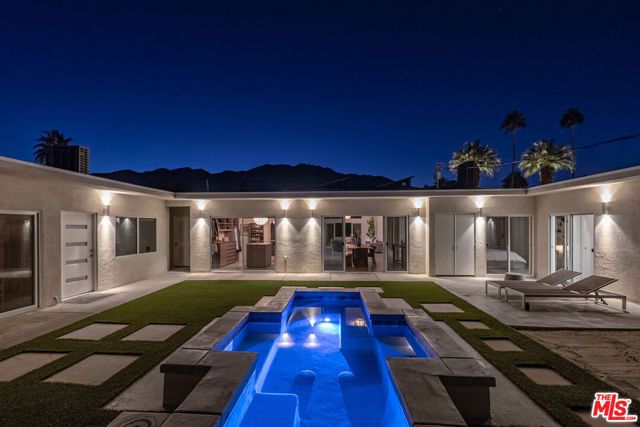 2280 Paseo Roseta, Palm Springs, CA 92262