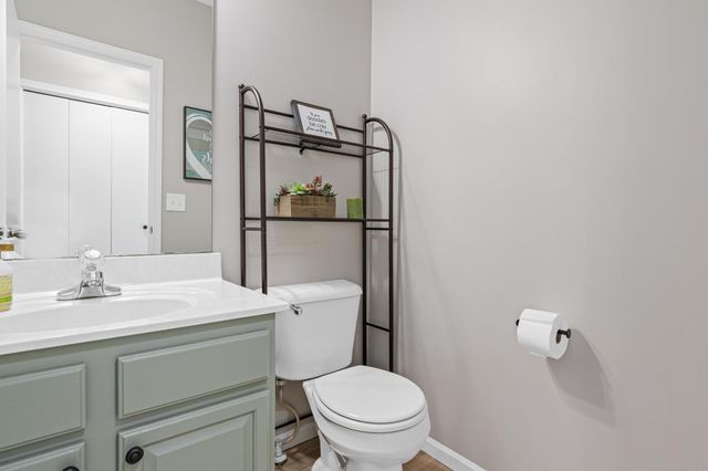 20576 Hampshire Way, Lakeville, MN 55044