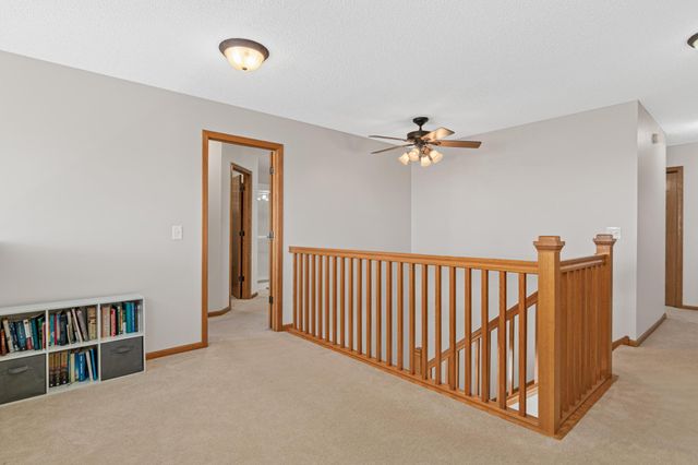 20576 Hampshire Way, Lakeville, MN 55044